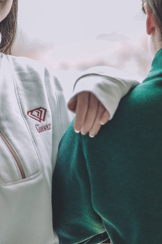 Giowear Pullover Weiss