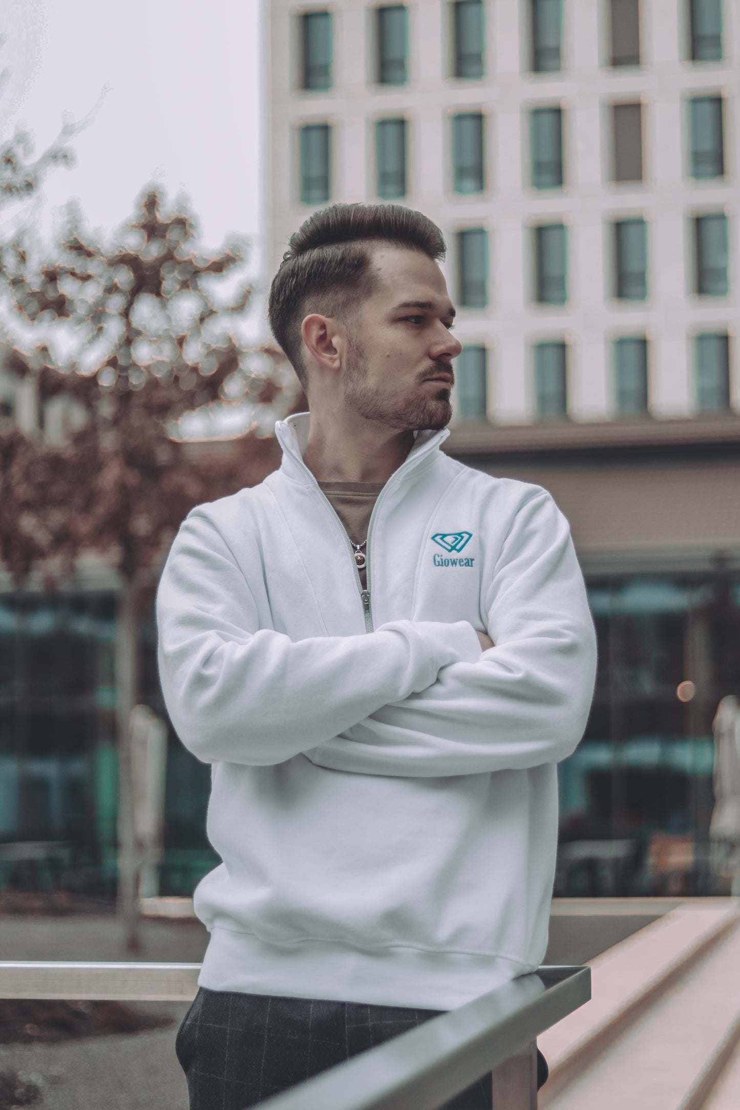 Giowear Pullover Weiss